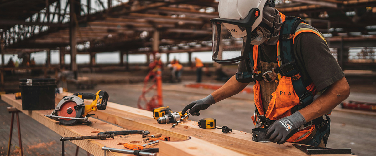 logo dla firmy montazowej